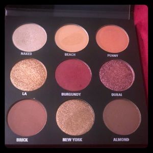 Kylie Burgundy palette